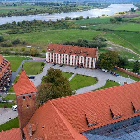 Zamek Gniew - Palac Marysienki Экстерьер фото