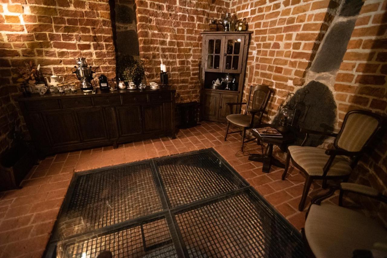 Zamek Gniew - Palac Marysienki Экстерьер фото